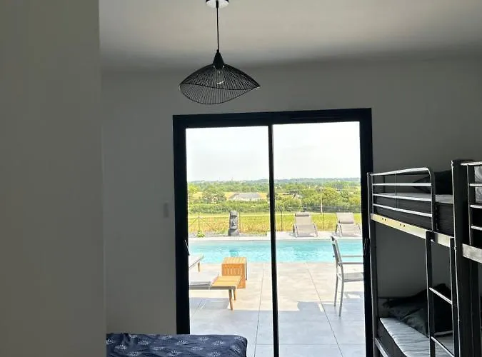 De Groupe Avec Piscine, Jacuzzi Et Vue Nature Villa Pierric